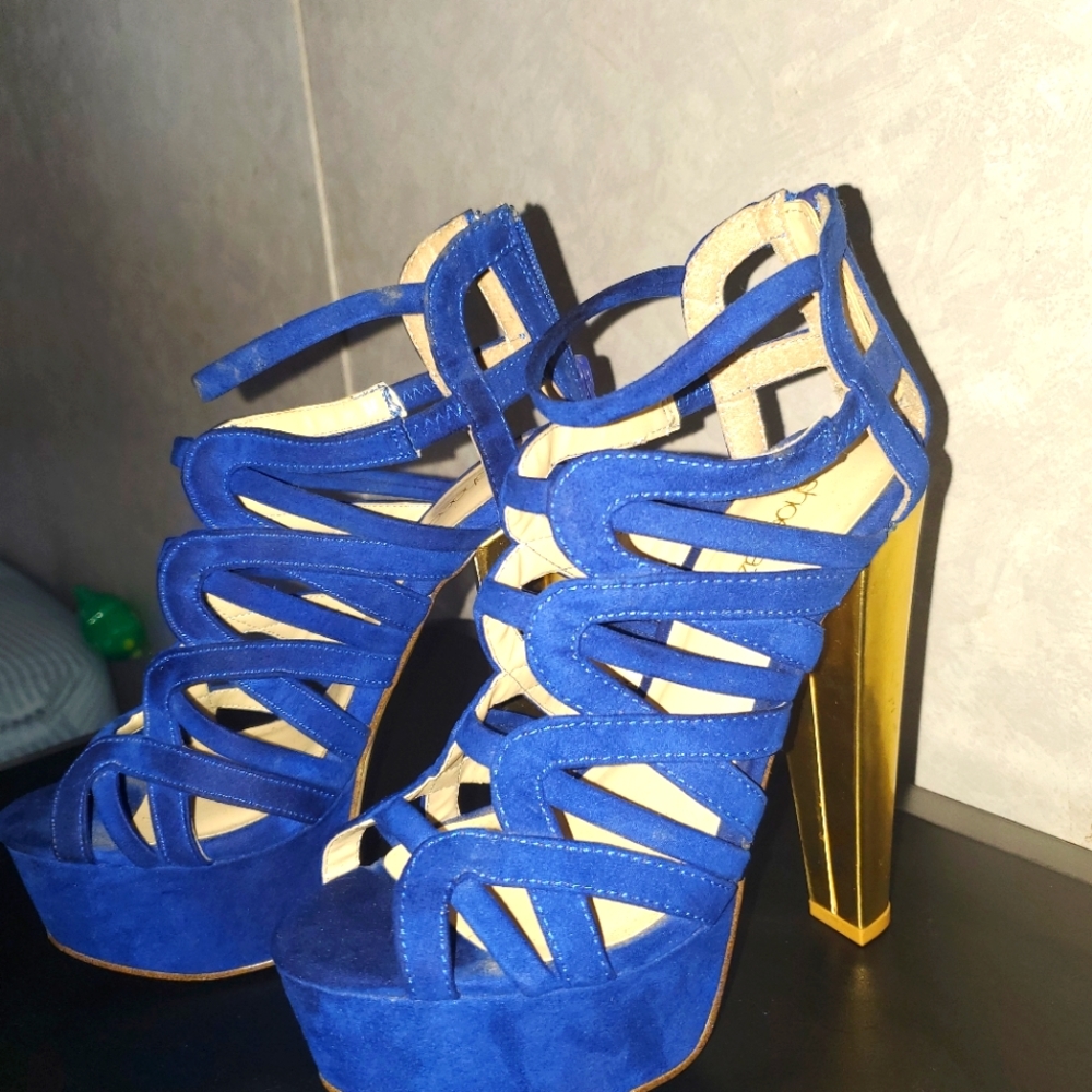 SHOEDAZZEL platform heels